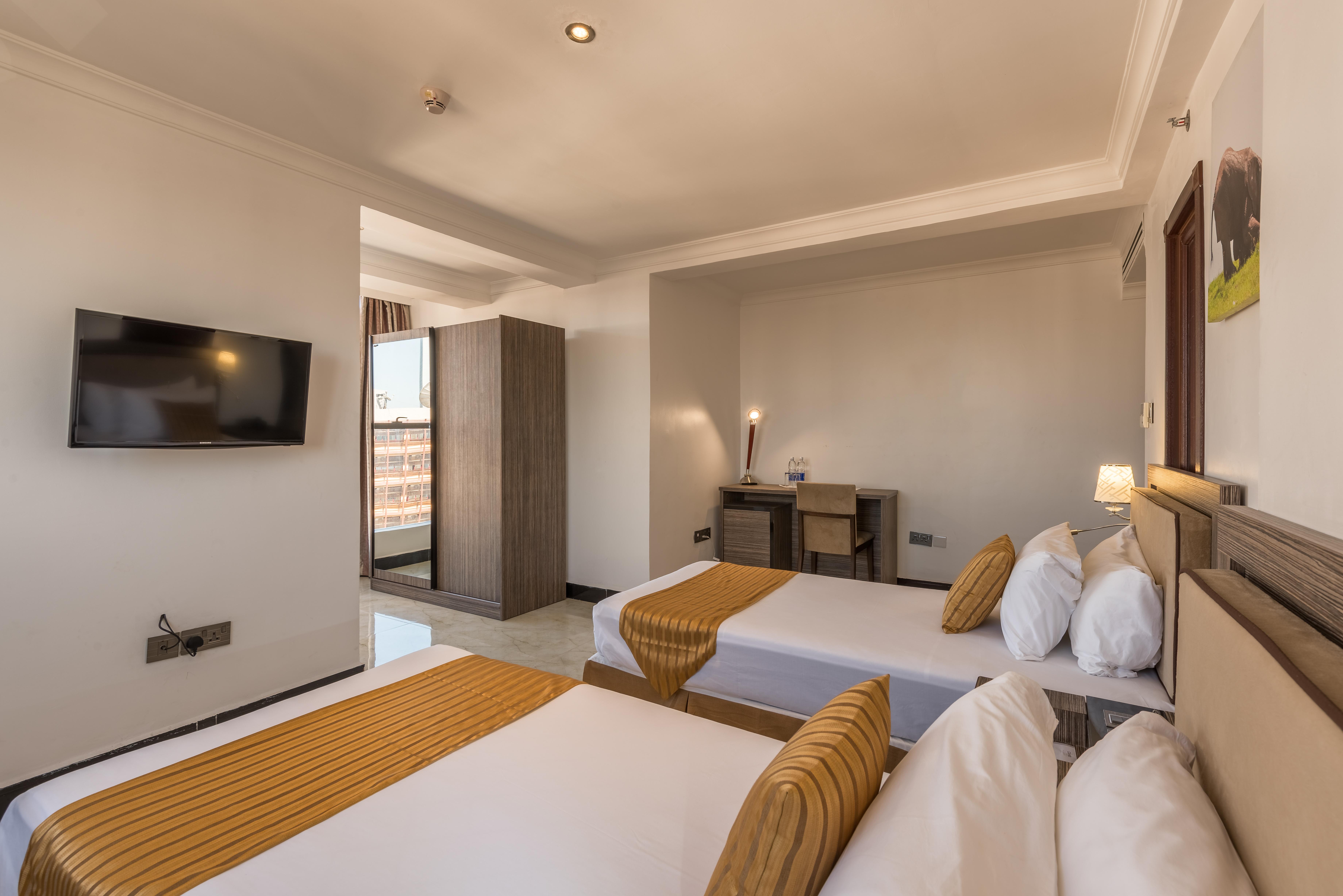 โกลเดน ทิวลิป ดาร์ เอส ซาลาม ซิตี้ เซ็นเตอร์ Hotel ดาร์เอสซาลาม ภายนอก รูปภาพ